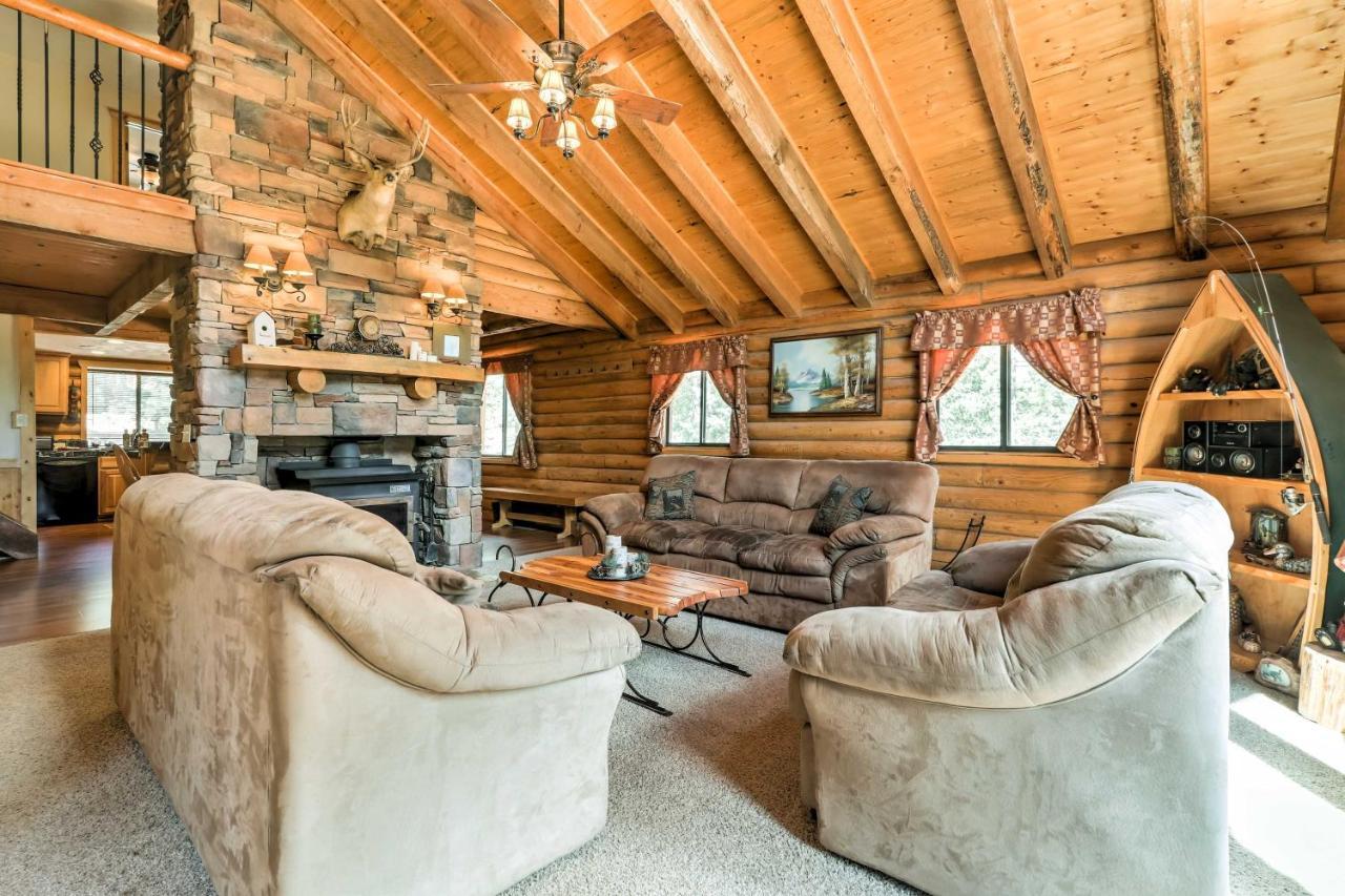 Cozy Utah Cabin With Deck And Fire Pit! Duck Creek Village Exterior photo